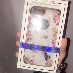 iPhone 7+ pineapple case with pop socket